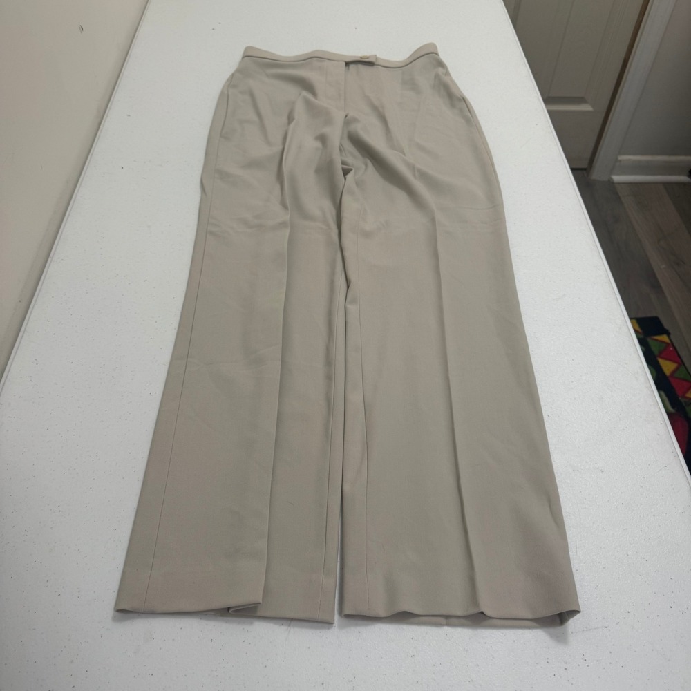 Haggar Womens Beige Straight Leg Dress Pants Size 6 Average Stretch Workwear